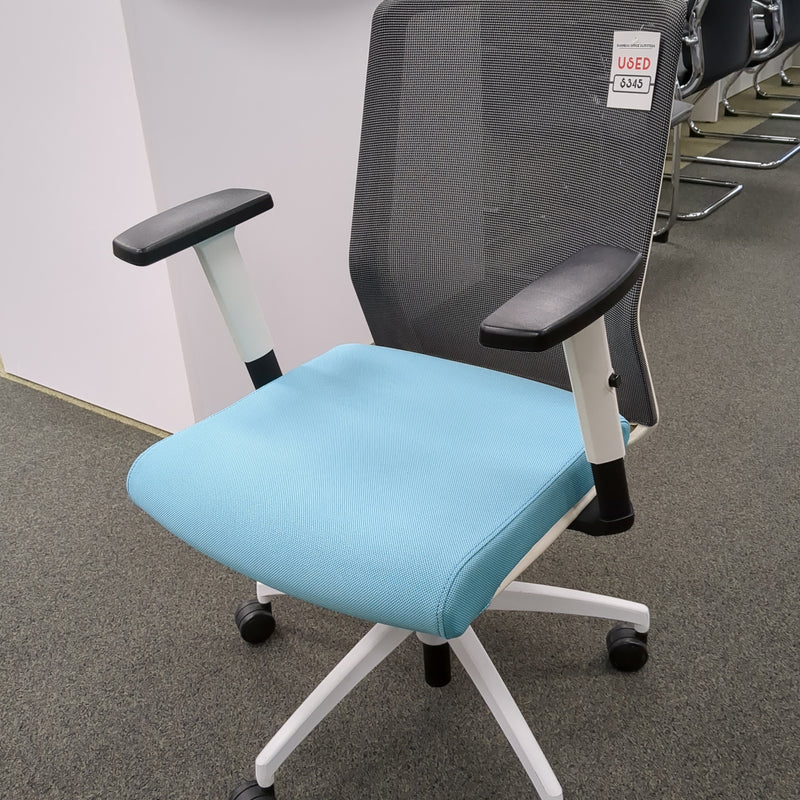 USED Element C2 Mesh Task Chair