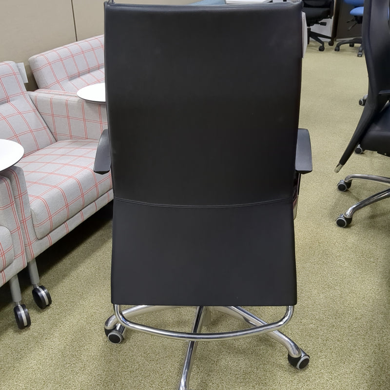 USED Krug Dorso Executive Leather Office Chair