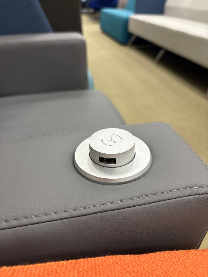 Studio Series Modular Lounge Chair RT arm USB pop up