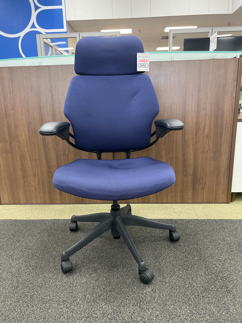 Humanscale Liberty with Headrest