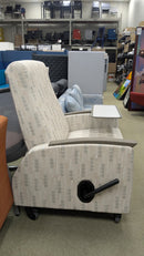 USED La-Z-Boy Healthcare Durable 650 Series Mobile Recliner – Fabric Finish