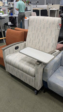 USED La-Z-Boy Healthcare Durable 650 Series Mobile Recliner – Fabric Finish