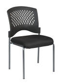 Sillón para visitantes sin brazos con acabado de titanio y respaldo de plástico ventilado envolvente de Office Star - 8620-30