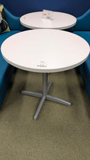 Mesa redonda usada de 30" $195