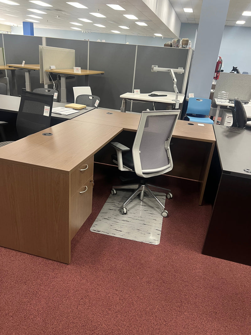 CLEARANCE - New HON Brown L-Desk