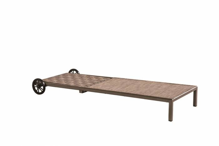 Asthina Chaise Lounge with wheels