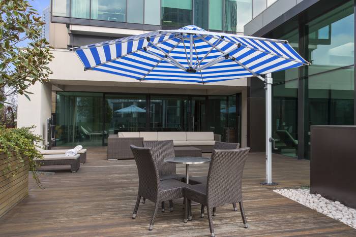 Aurora Cantilever Umbrella