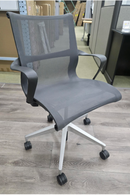 Pre-Owned SETU Conference Chair – Grey