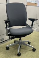 USADO - Steelcase Leap V2