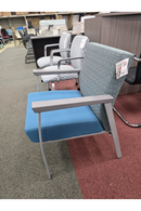 Pre-Owned ULINE Guest Chair with Vinyl Blue Seat $35