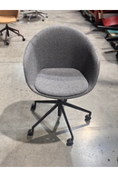 USED Senator Group Chair – Huddle Room Chair, Grey Finish