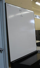 Used White Boards – Multiple Sizes Available