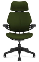 Silla Freedom de Humanscale: Brazos de gel estándar con textil + Deslizadores G