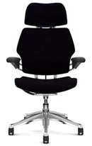 Freedom Chair de Humanscale: Brazos de gel estándar con tejido + ruedas blandas