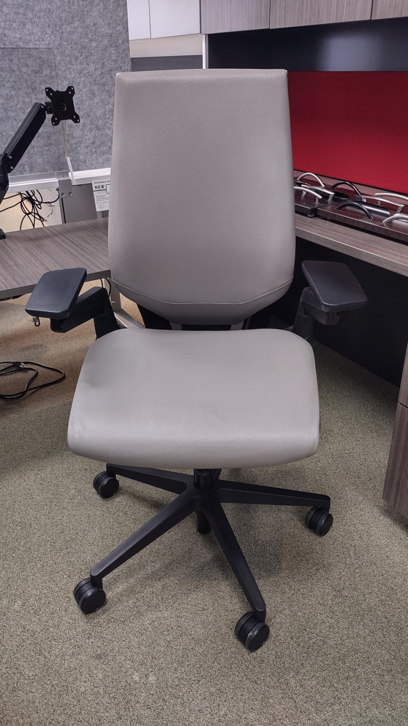 USED Steelcase Gesture Elmosoft Tan/Gray Leather - front view