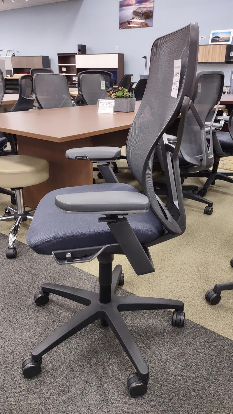 Used Allsteel Acuity Executive Chair (Product Photo 3)